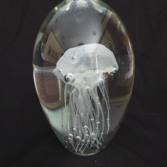 ART GLASS DYNASTY GALLERY WHITE JELLYFISH GLASS PAPER WEIGHT (NEW IN BOX) - Picture 6 of 10